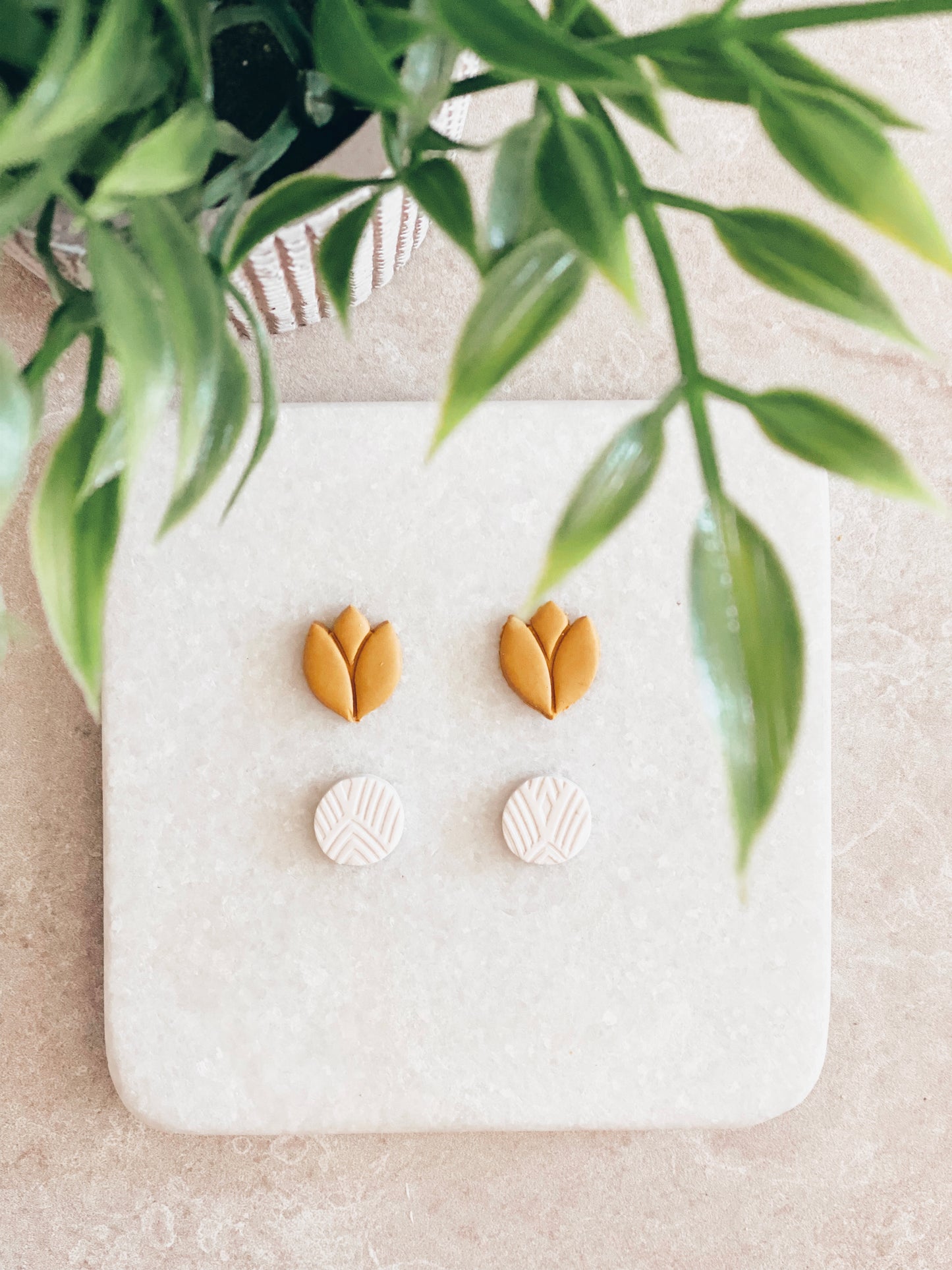 Studs Wholesale