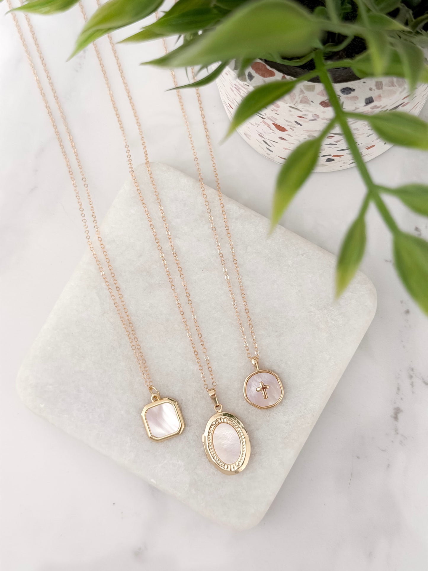 Gold Filled MOP Oval Locket