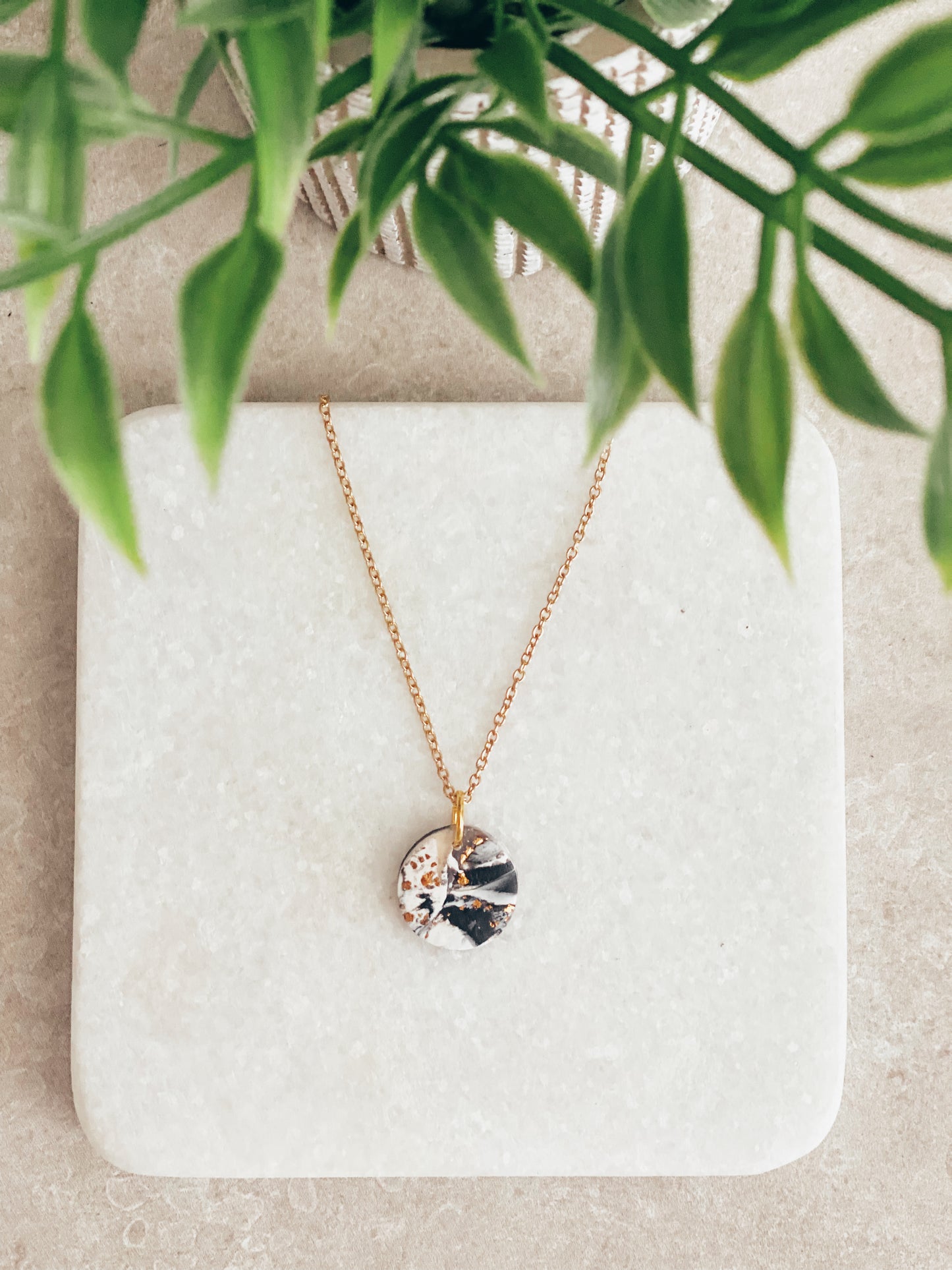 Black and Gold Marbled Circle Necklace