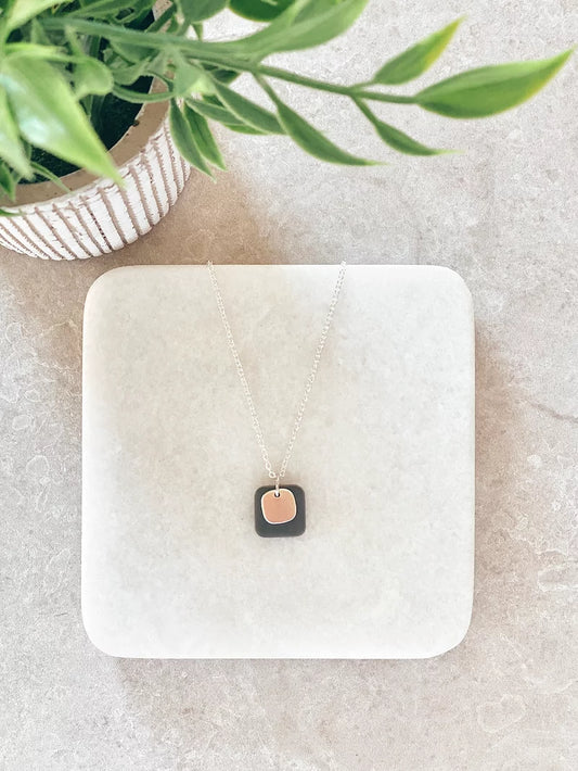 Green Simple Square Necklace
